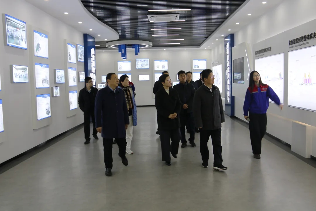 市政協(xié)黨組書記、主席孟慶斌一行赴銳智智能開展調(diào)研指導(dǎo)工作